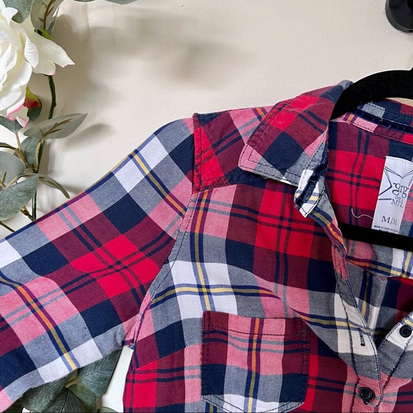 🖤 Garage Flannel - Picture 4 of 10